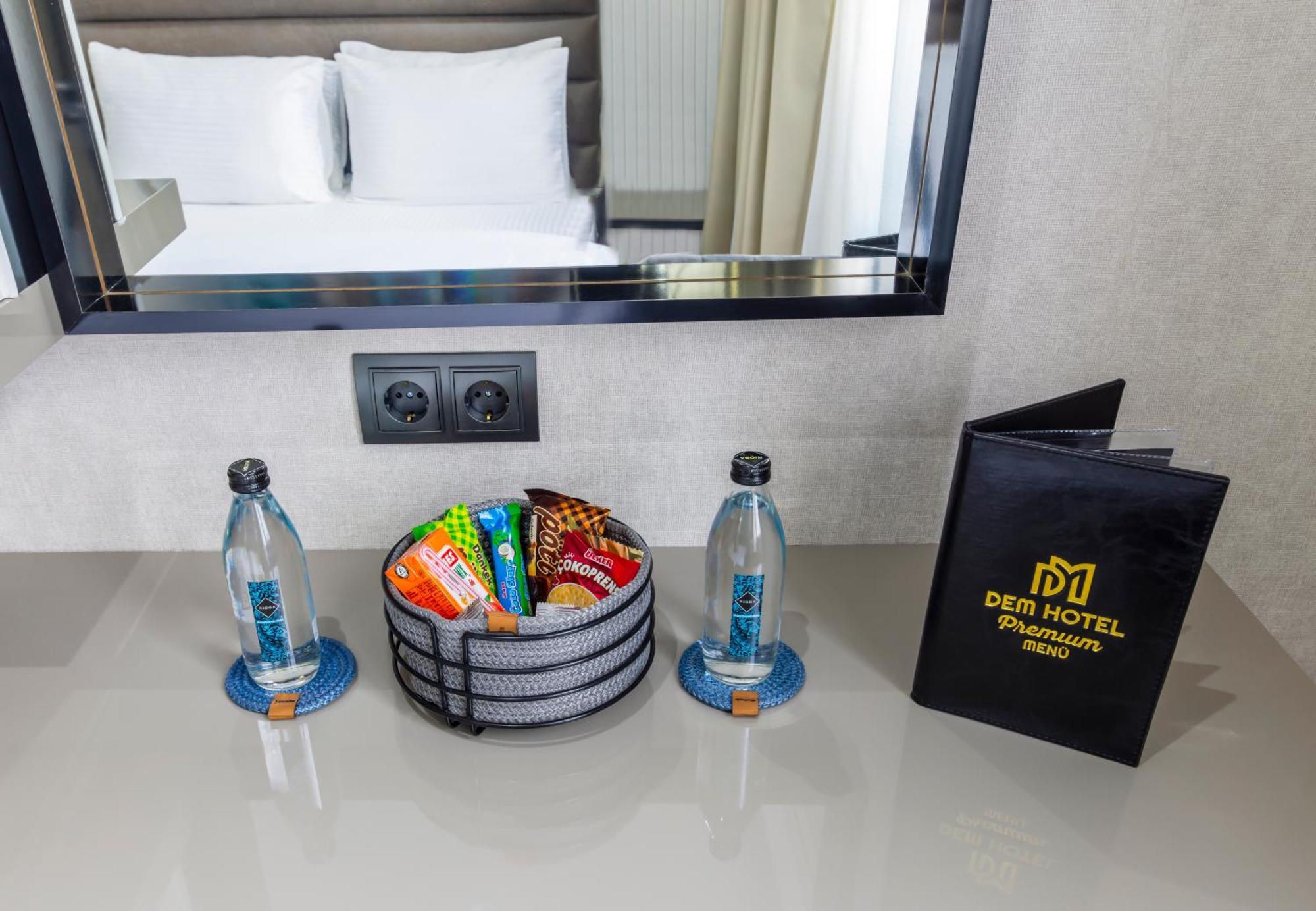 Dem Premium Hotel - Round Trip Airport Service - Istanbul International Airport Arnavutkoy Exterior foto